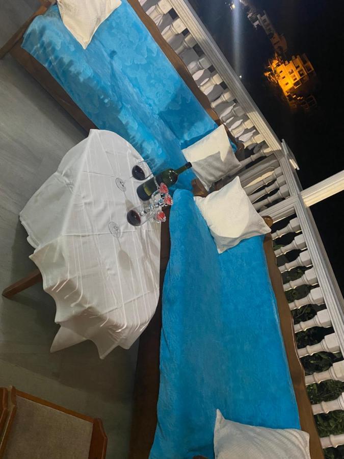 Vila Sinani Sarandë 外观 照片