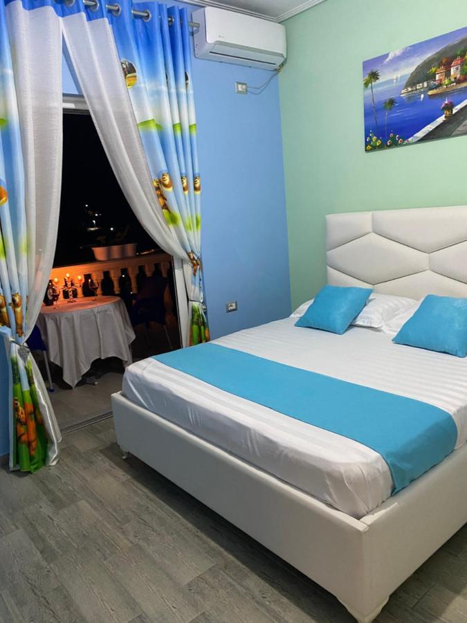 Vila Sinani Sarandë 外观 照片
