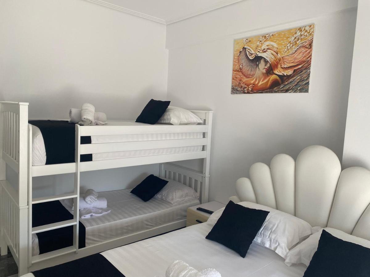 Vila Sinani Sarandë 外观 照片