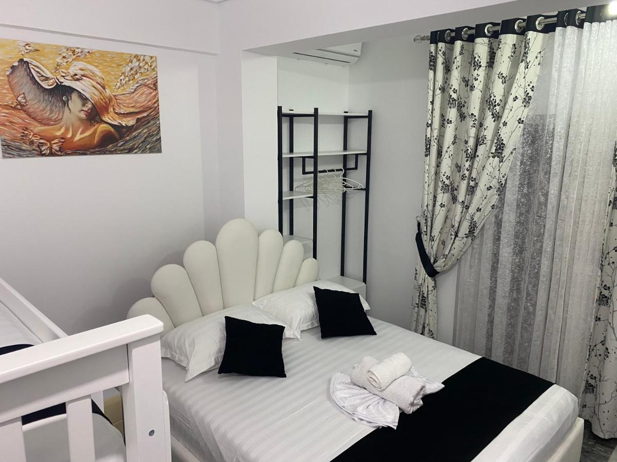 Vila Sinani Sarandë 外观 照片