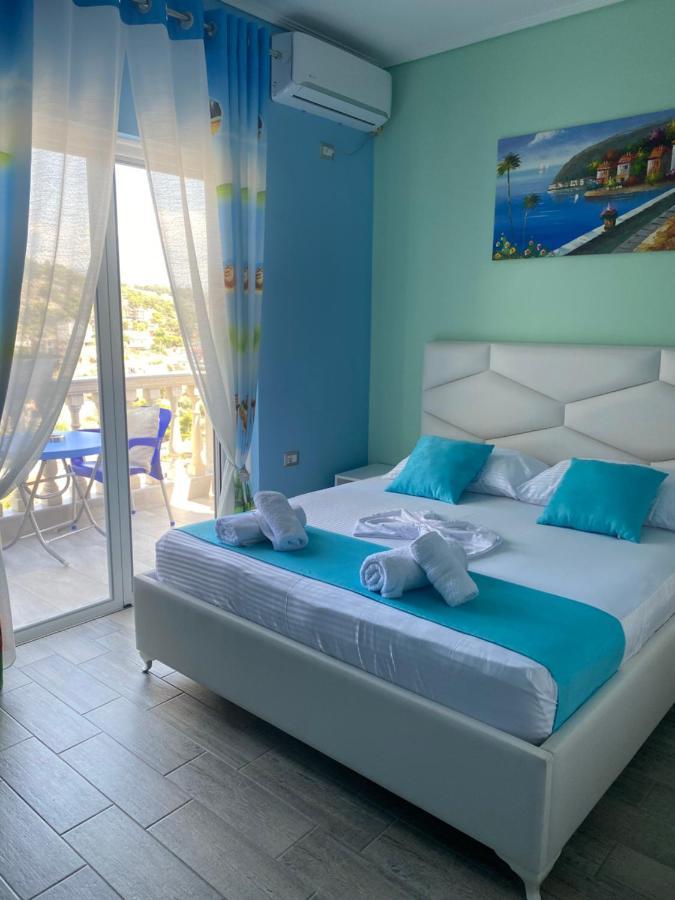 Vila Sinani Sarandë 外观 照片