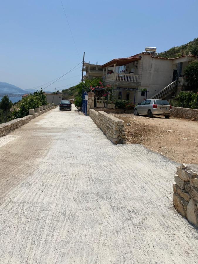 Vila Sinani Sarandë 外观 照片