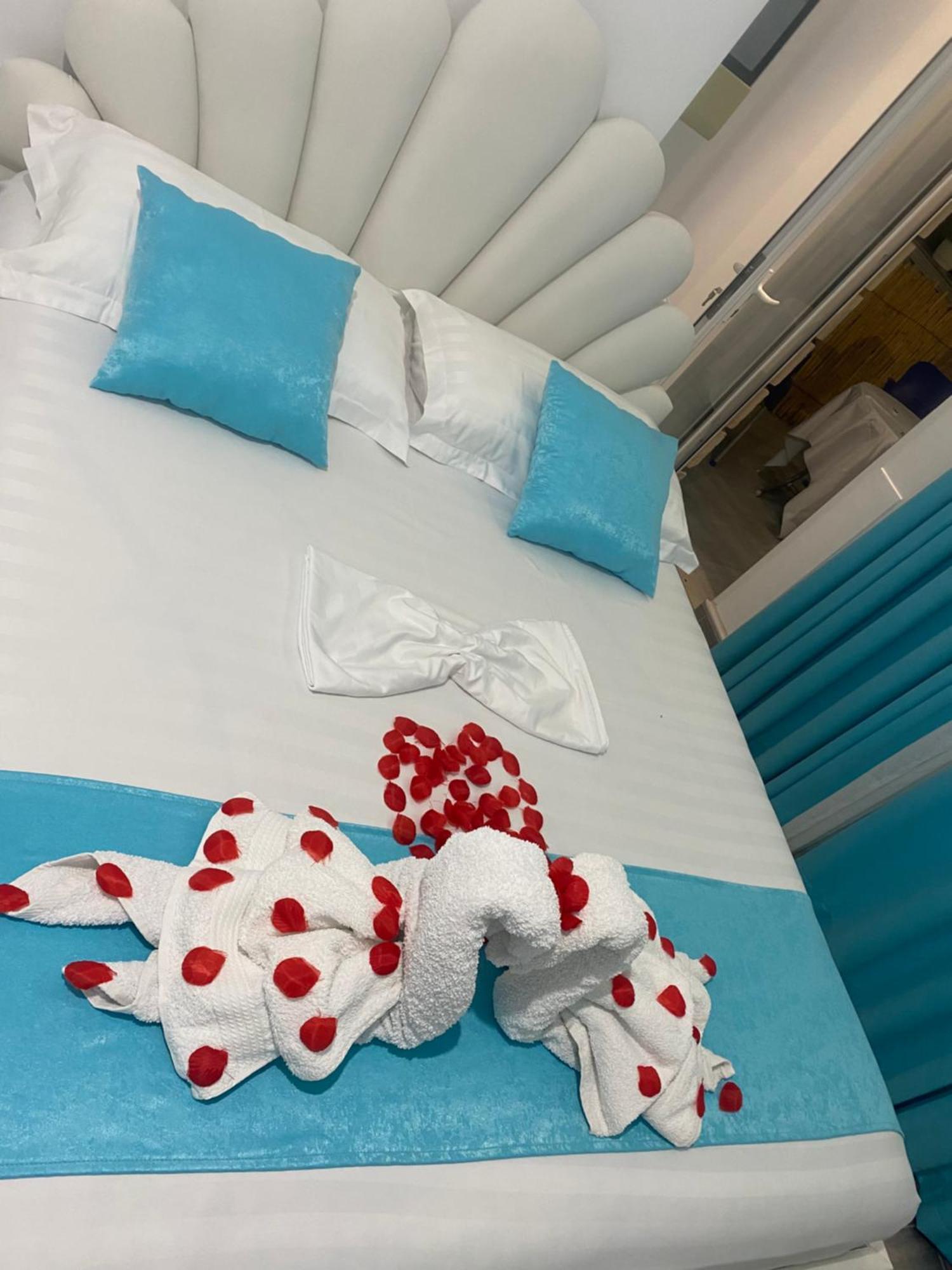 Vila Sinani Sarandë 外观 照片