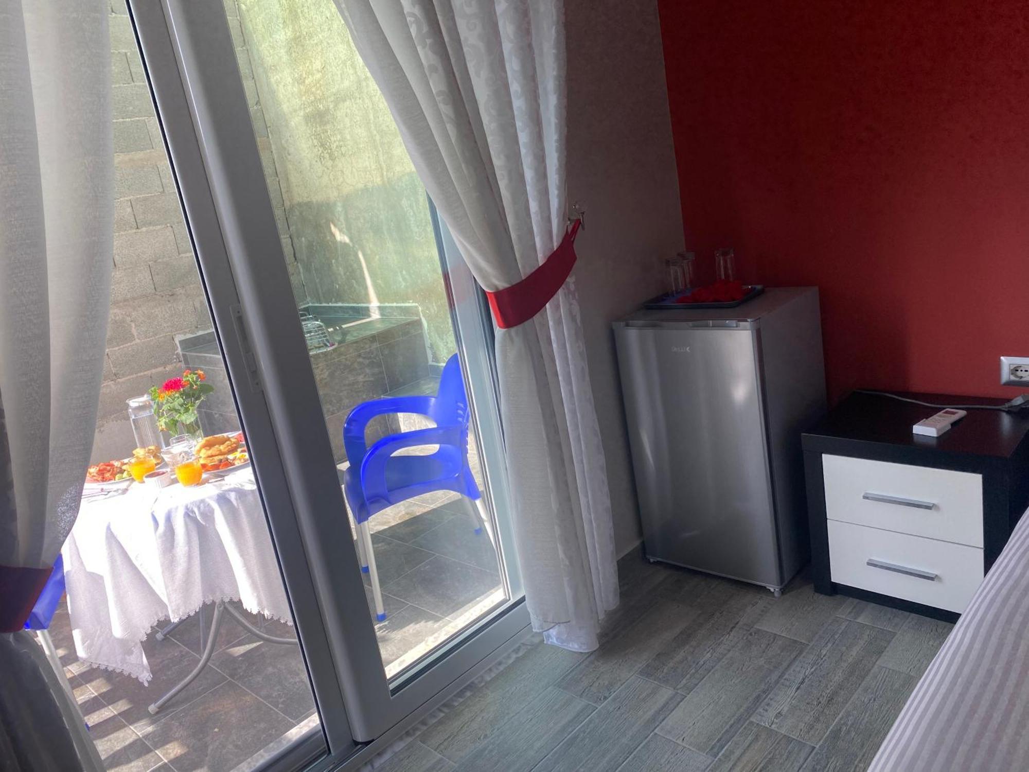 Vila Sinani Sarandë 外观 照片