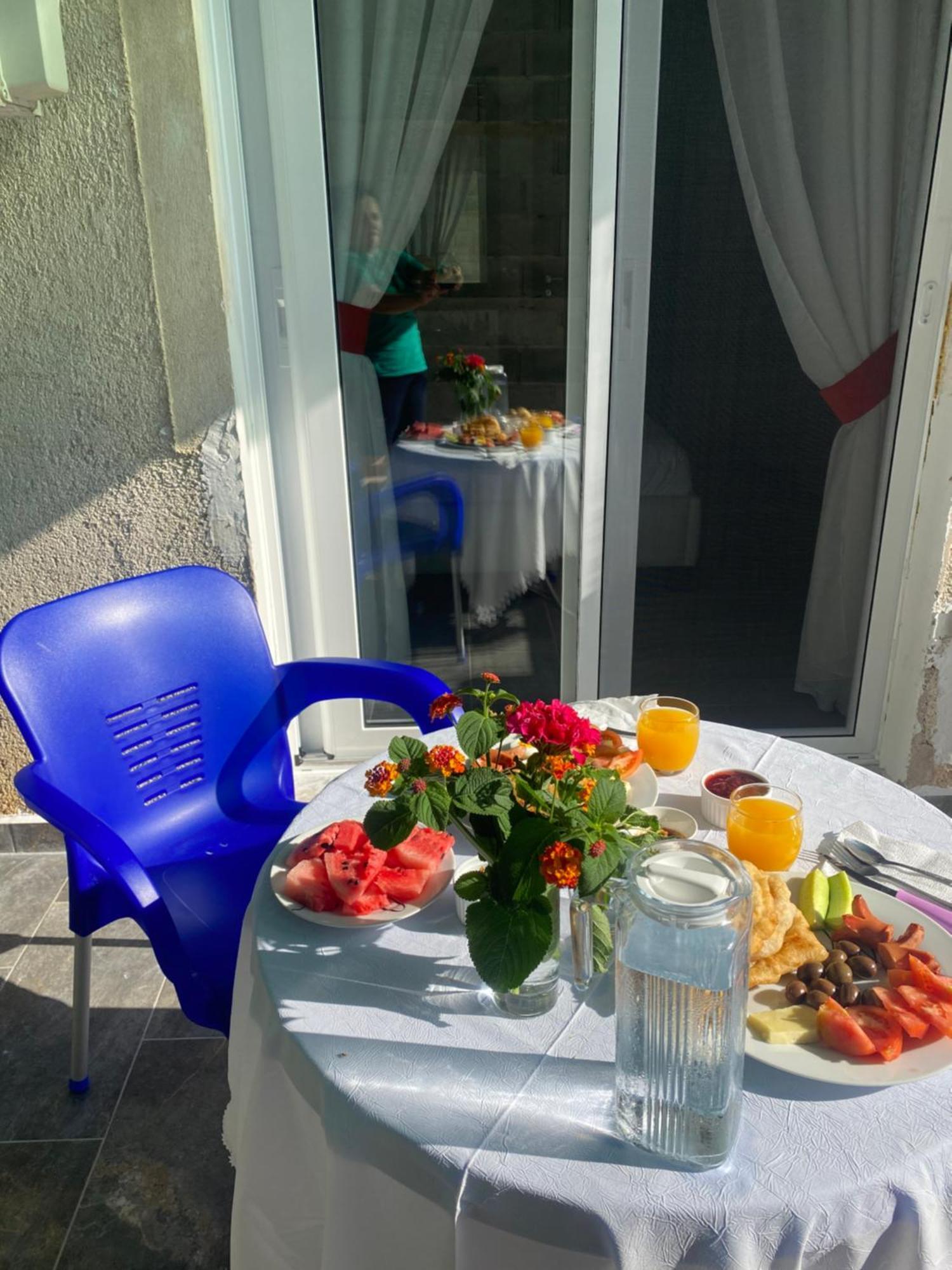 Vila Sinani Sarandë 外观 照片